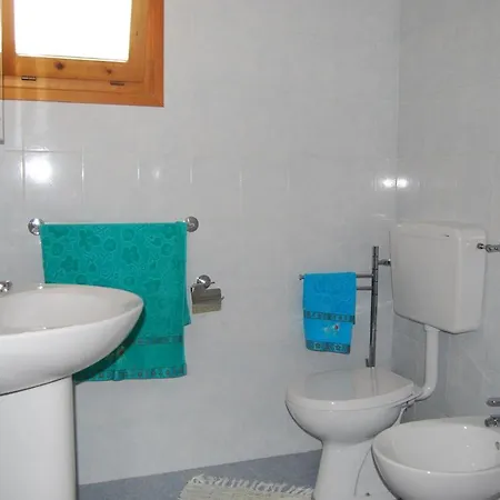 Flat Near The Beach, Perfect For Up To 6 Guests