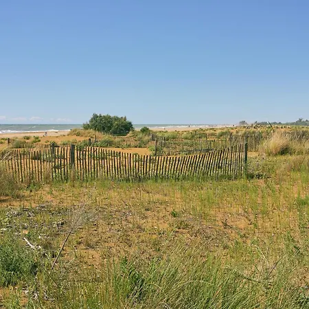 Flat Near The Beach, Perfect For Up To 6 Guests * Μπιμπιόνε