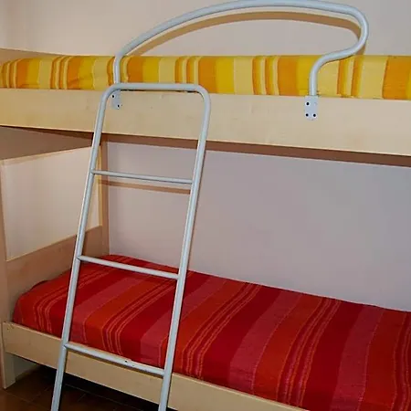 Flat Near The Beach, Perfect For Up To 6 Guests * Μπιμπιόνε