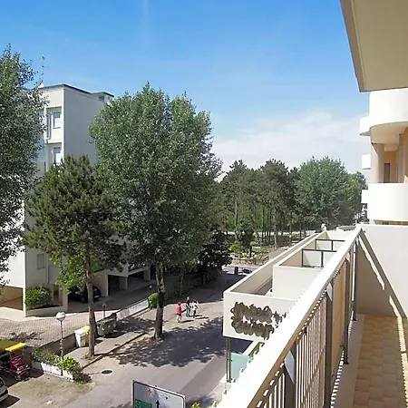 Flat Near The Beach, Perfect For Up To 6 Guests Διαμέρισμα Μπιμπιόνε