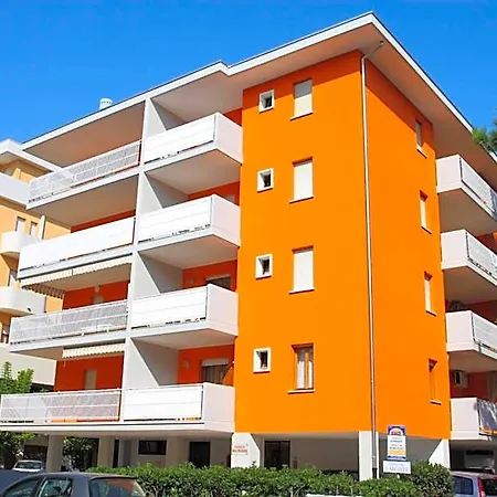 Flat Near The Beach, Perfect For Up To 6 Guests