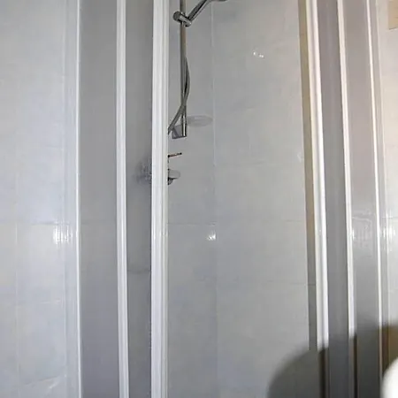 Flat Near The Beach, Perfect For Up To 6 Guests Διαμέρισμα